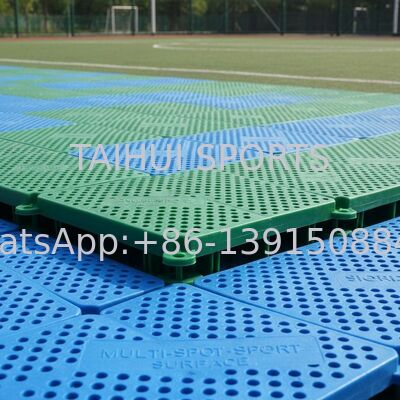 Waterdichte Hoge Compressieweerstand Eenvoudig te Installeren PP Interlocking Vloertegels voor Basketbal Tennis Voetbalvelden